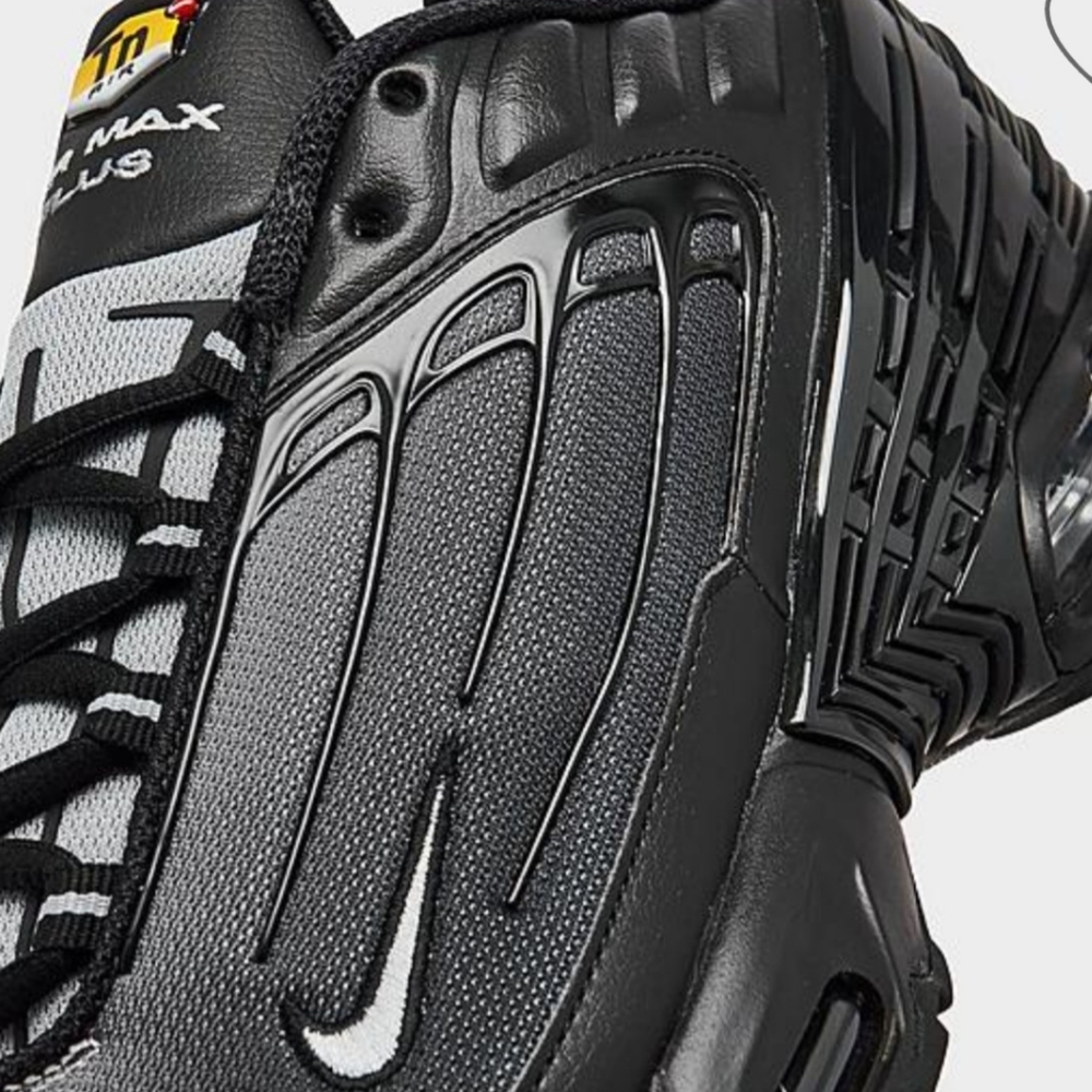 Air max plus 111